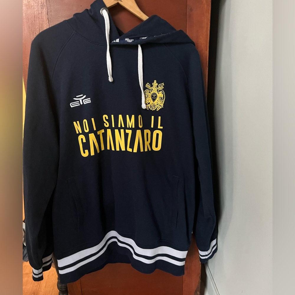 Catanzaro Italia Football Hoodie l- “Noi Simao Il Catanzaro” Size XL Euro